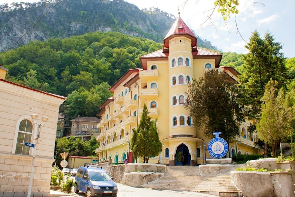 Hotel Cerna Băile Herculane Buitenkant foto