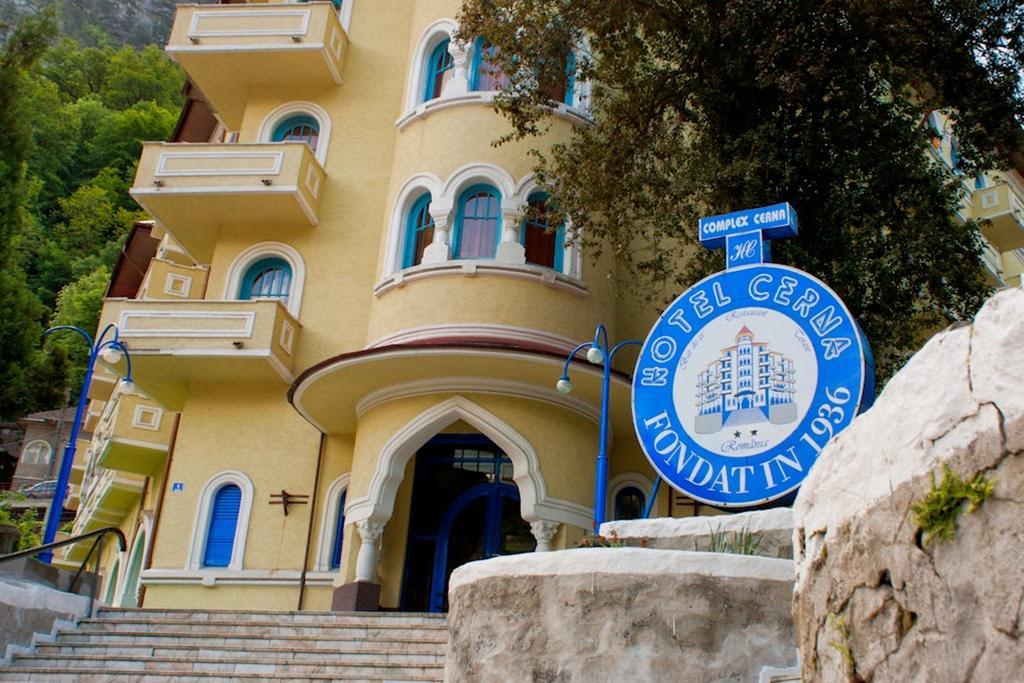 Hotel Cerna Băile Herculane Buitenkant foto